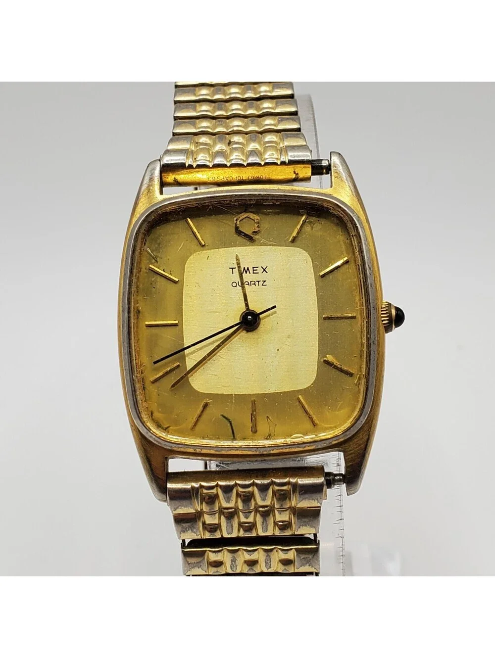 Vintage Timex Q Quartz Mens Watch 10k GF Band For Parts Or Repair